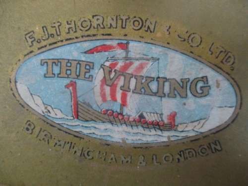 Lovely Vintage The Viking Weighing Scale With Weights  By F.J. Thornton & Co Ltd   Birmingham