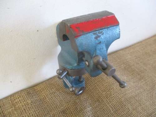 Beautiful Small Swivelhead Engineers/Model Makers Bench Vise