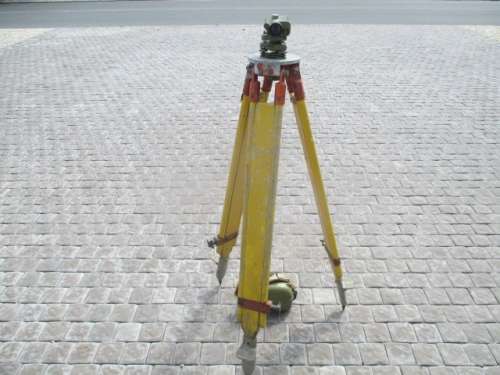 Complete Vintage Wild Heerbrugg NK10 - 105945 Switzerland Dumpy Level On Original Wooden Tripod