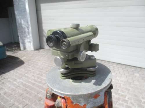 Complete Vintage Wild Heerbrugg NK10 - 105945 Switzerland Dumpy Level On Original Wooden Tripod