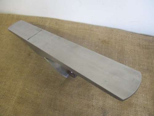 The Workhorse....This Beautiful Vintage Bailey Stanley No 7 Smoothing Plane         Made In USA