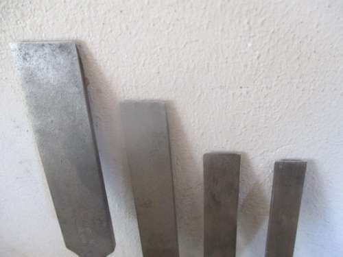 Great Collection Of Four Vintage Carpenter Woodworking Chisels