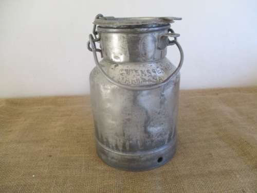 Nice Vintage One Gallon Farm Metal Cream Can               1976