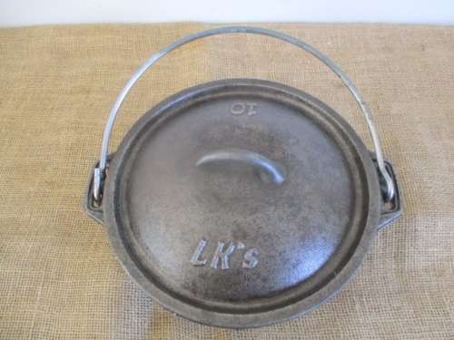 Want A Nice Potbrood ?....Then This Is The One...Nice Cast Iron #10 LK's Flat Bottom Pot
