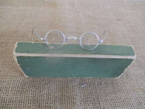 For Somari Bid Only - Cute Antique Small Reading Glasses In Original Container