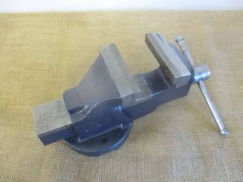 Beautiful Heavy Duty Record C/4 Workshop Bench Vise