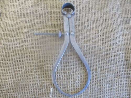 Three Nice Pieces Of Good Quality Vintage Wright & Moore Calipers And One Another