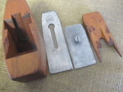 Beautiful Vintage 8" Solid Wooden Hand Plane          Early 1900's