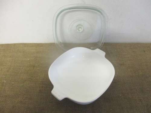 Beautiful Vintage Corning Ware P-9-B, 9" Cornflower Square Casserole Dish      Approx 1960's