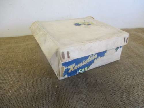 Beautiful Vintage Set Of `Henselite` 4` Indoor Carpet Bowls In Original Carton Holder    Australia