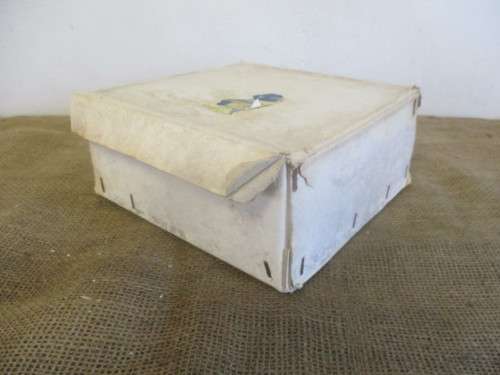 Beautiful Vintage Set Of `Henselite` 4` Indoor Carpet Bowls In Original Carton Holder    Australia