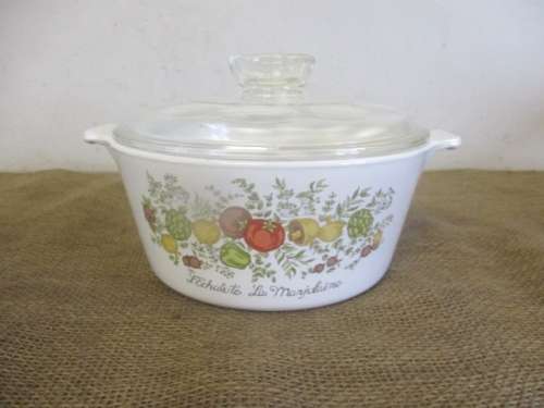 Beautiful Vintage L'Echalote La Marjolaine Corning Ware Spice O' Life 1 3/4 Quart Lidded Dish