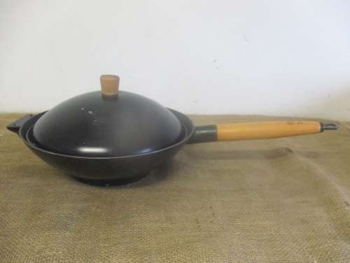 Authentic And Genuine Ken Hom Wood Handle Non-Stick Carbon Steel Wok