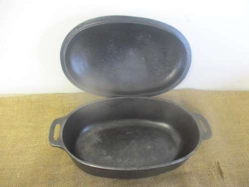 Real Nice Size Oval JMI 20 Cast Iron Flat Bottom Casserole