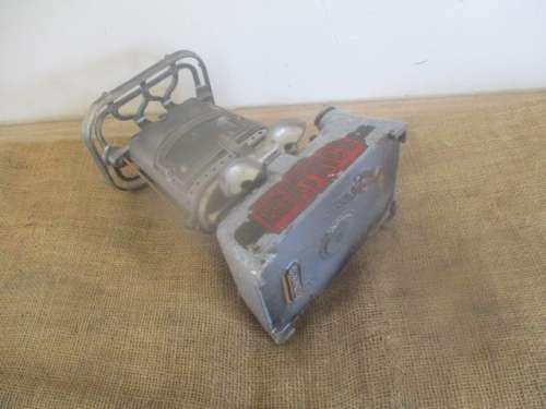 Vintage Cast Iron Beatrice No 33 Single Burner Paraffin Stove   Regd. Trade Mark 224,159   England