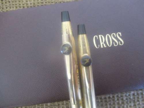 Bid For Laz-e - O Beautiful Cross 1/20 10Kt Rolled Gold Ballpoint Pen & Mechanical Pencil Set