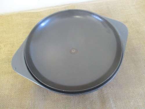 Elegant Enameld Cast Iron Flat Bottom Pot