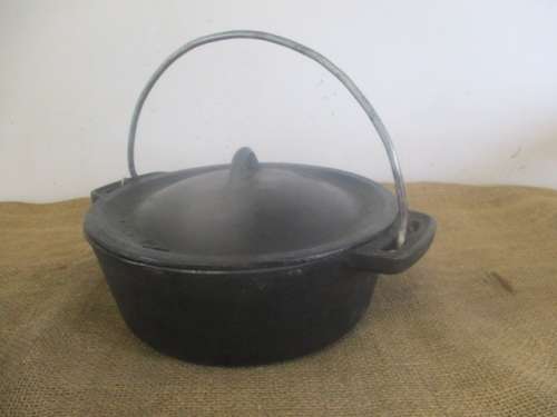 Just The Right One For Potbrood.....Nice Size Bestduty Cast Iron 10 Flat Bottom Pot With Falkirk Lid