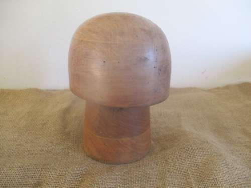 Rare Antique/Vintage Millinery Wooden 90100 - 22 1/2" Hat Block        Approx 1940's