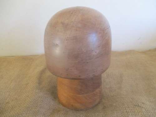 Rare Antique/Vintage Millinery Wooden 90100 - 22 1/2" Hat Block        Approx 1940's