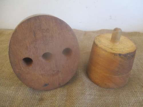Rare Antique/Vintage Millinery Wooden 90100 - 22 1/2" Hat Block        Approx 1940's