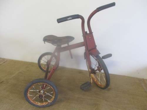 Bid For Only Antiques - Very Collectable Vintage Tri-ang Tricycle