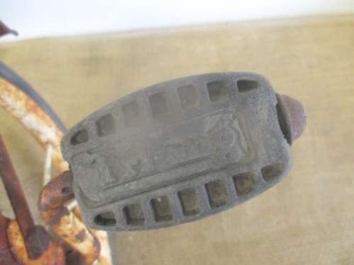 Bid For Only Antiques - Very Collectable Vintage Tri-ang Tricycle