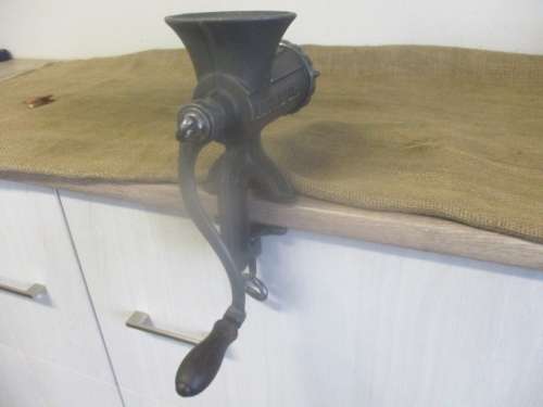Complete Sizable Vintage Cast Iron No 10 Alexanderwerk Meat Mincer       Germany