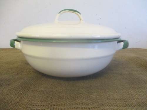 For Lorna's Bid Only - Nice Large Vintage Old Fashioned Enamel Lidded Dish