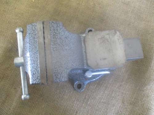 Smart Metal Swivel Head Workshop Bench Vise