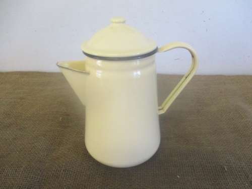 Beautiful Vintage Old Fashioned Enamel Coffee Pot