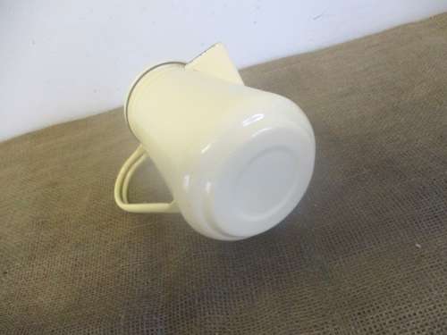 Beautiful Vintage Old Fashioned Enamel Coffee Pot