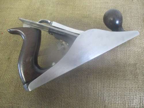 The Go Getter...An Excellent Stanley Bailey No 4 1/2 Smoothing Plane.     Made in England