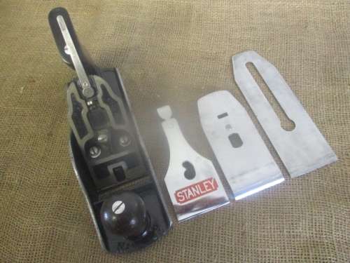 The Go Getter...An Excellent Stanley Bailey No 4 1/2 Smoothing Plane.     Made in England