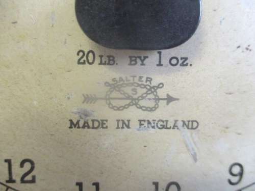 Smart Looking And Elegent Vintage Metal No 34 Salter 20lb By 1oz Scale               Made in England