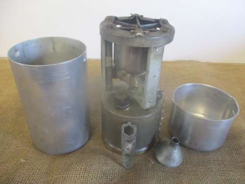 Super Rare : Vintage U.S. Military WWII 1945 Kerosene Field Stove By C.M. Mfg. Co 1945