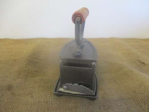 Very Beautiful Complete Vintage Cook Cast Iron Coal Fired Sad Iron