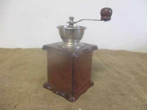 Beautiful Vintage Taiwanese Wooden Coffee/Herb Grinder        Made In Taiwan, R.O.C.