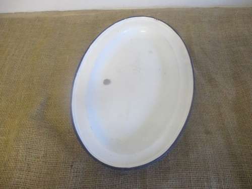 Rare And Genuine Vintage Old Fashioned Enamel Oval Platter       Made In Poland