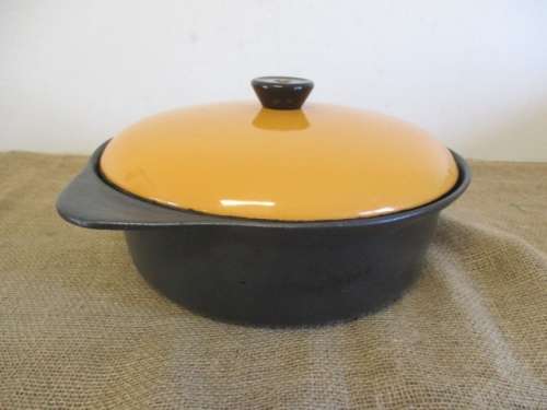 Spoil Yourself With This Very Beautiful Large Cookwell Ovenproof Cast Iron Casserole