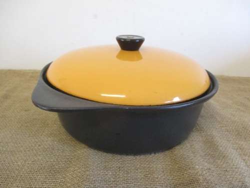 Spoil Yourself With This Very Beautiful Large Cookwell Ovenproof Cast Iron Casserole