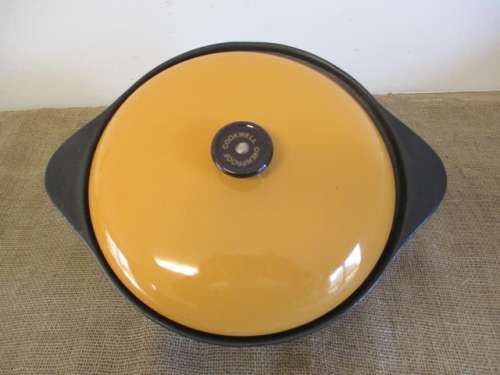 Spoil Yourself With This Very Beautiful Large Cookwell Ovenproof Cast Iron Casserole