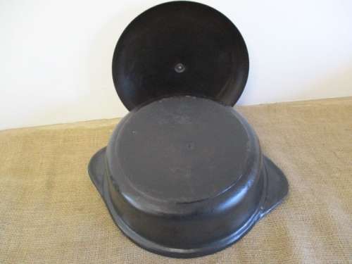 Spoil Yourself With This Very Beautiful Large Cookwell Ovenproof Cast Iron Casserole