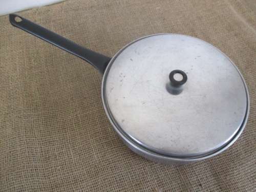 Beautiful Real Old Aluminum 4-Egg Poacher Pan