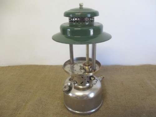 Nice Collectable Vintage Coleman Empire 237 `Sunshine Of The Night` Kerosene Lantern     Made In USA