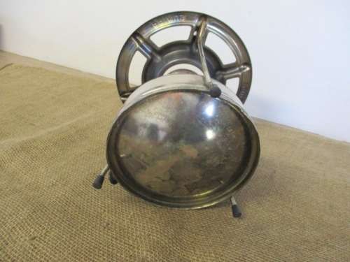 Beautiful Old But Not Quite Yet Vintage Pri-Mus Stove     1987