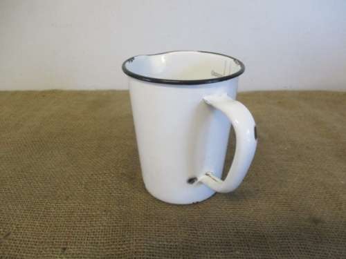Pure Vintage Old Fashioned Enamel 32ounces/1000cc or 1000grams Measuring Jug
