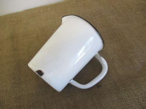 Pure Vintage Old Fashioned Enamel 32ounces/1000cc or 1000grams Measuring Jug