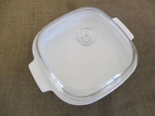 Wonderful Vintage 2,5Lt Corning Ware Cornflower A-10-B Square Casserole Dish