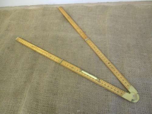 Lovely Vintage 1M Boxwood Rabone Chesterman No 1191 Folding Carpenter`s Ruler With Spirit Level